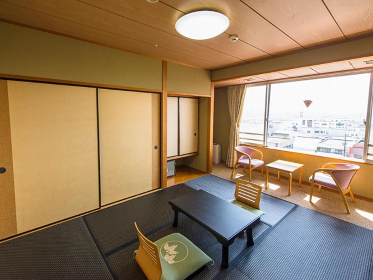 旅館 Livemax 加賀山代